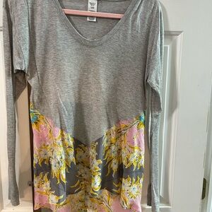 Language Gray and Pink Long Sleeve Top